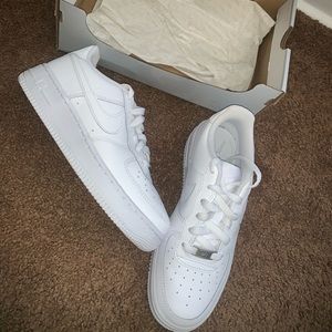 Brand new WORN ONCE Nike Air Force 1’s